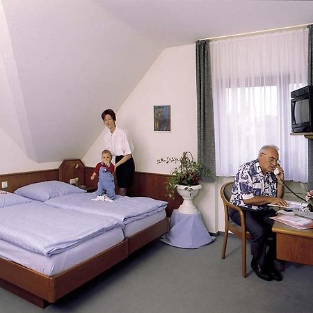 Hotel Ockenheim Eksteriør bilde